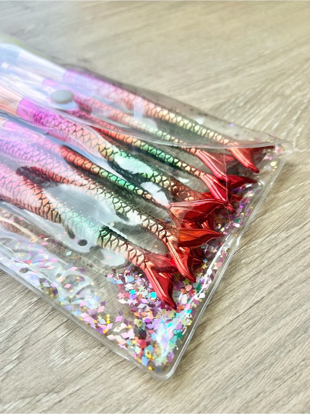 7 Pc Mermaid Tail Makeup Brush Set Ombre Pink Green Cosmetic Tools Confetti NEW